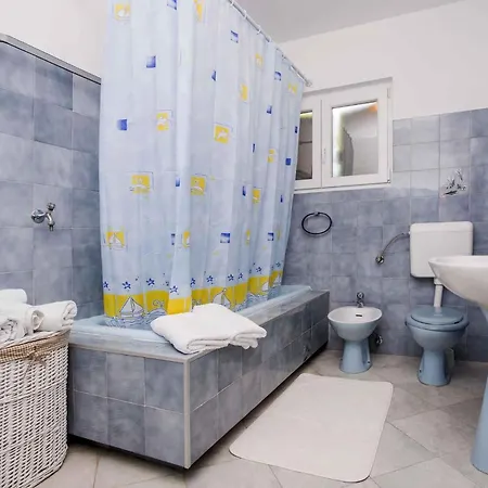 Apartment In Rovinj/istrien 11528